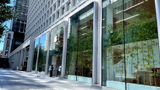 東京丸の内Apple Store